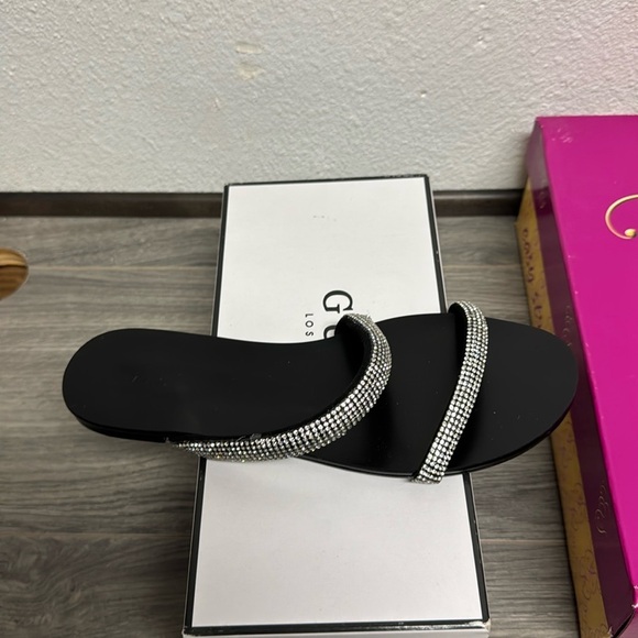 Guess ladies Nerica 2 embellished slide sandal - Picture 5 of 6